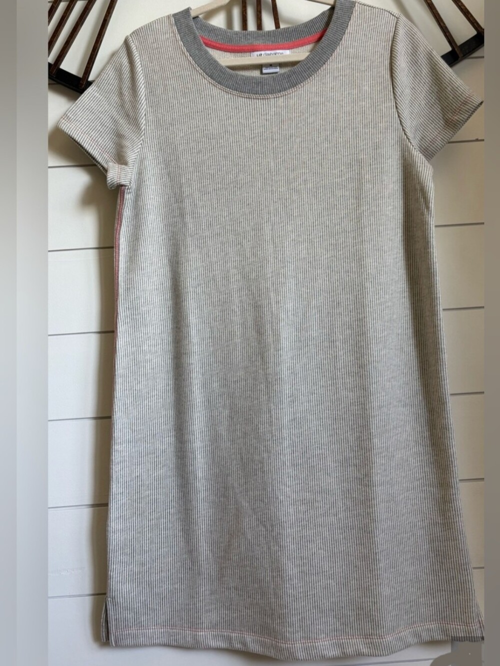 NWOT Liz Claiborne Pull-Over Pin-Striped Short-Sleeve Shift Dress Light Grey. M